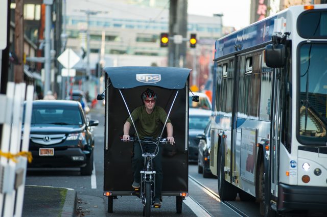 20161110_truck-trike_ups_0299-2