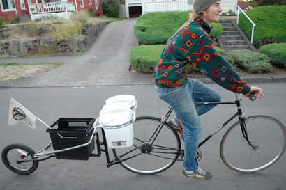 New company makes bike trailers out of used bike parts BikePortland