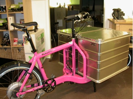 Bike of the Week A hot pink electric assist hyper cargo Bullitt