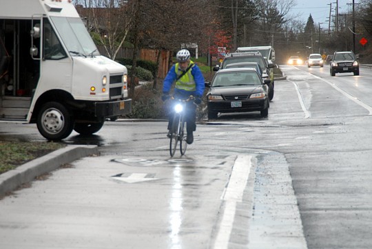 entering sw multnomah curb