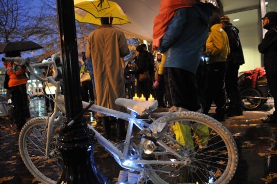 Put on by Livable Streets Action, an affiliate group of BikeLoudPDX. This vigil was held to remember the 409 people who have died on Oregon roads so far in 2015... and particularly Martin Greenough, who was killed five days ago while biking on NE Lombard.