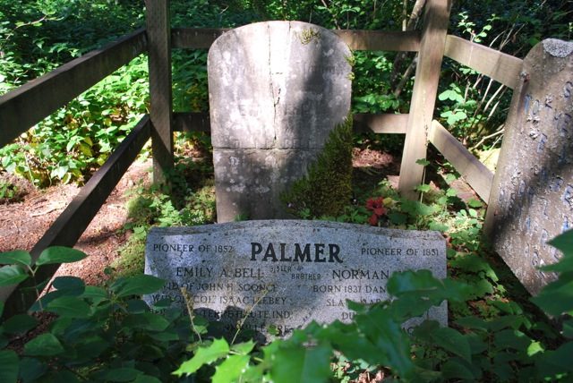 Palmer gravesite.