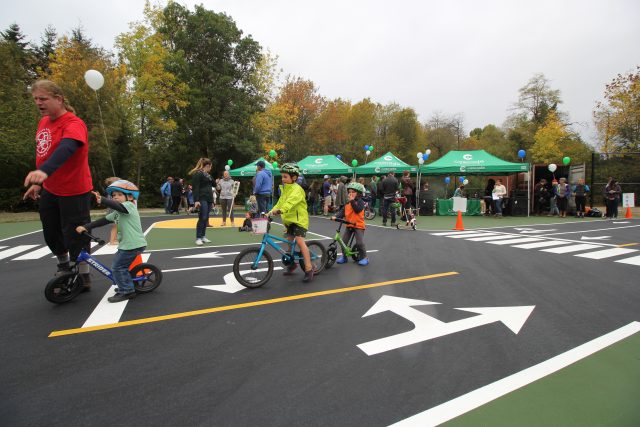 whitecenterbikeplaygroundopening2