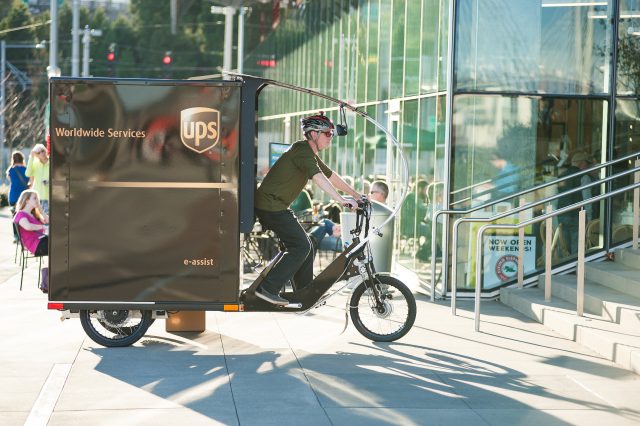 20161110_truck-trike_ups_0214-2