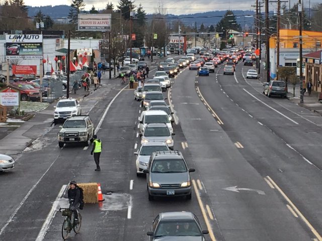 Looking west from the overpass at 87th. Photo taken by Armando Luna/@dudeluna