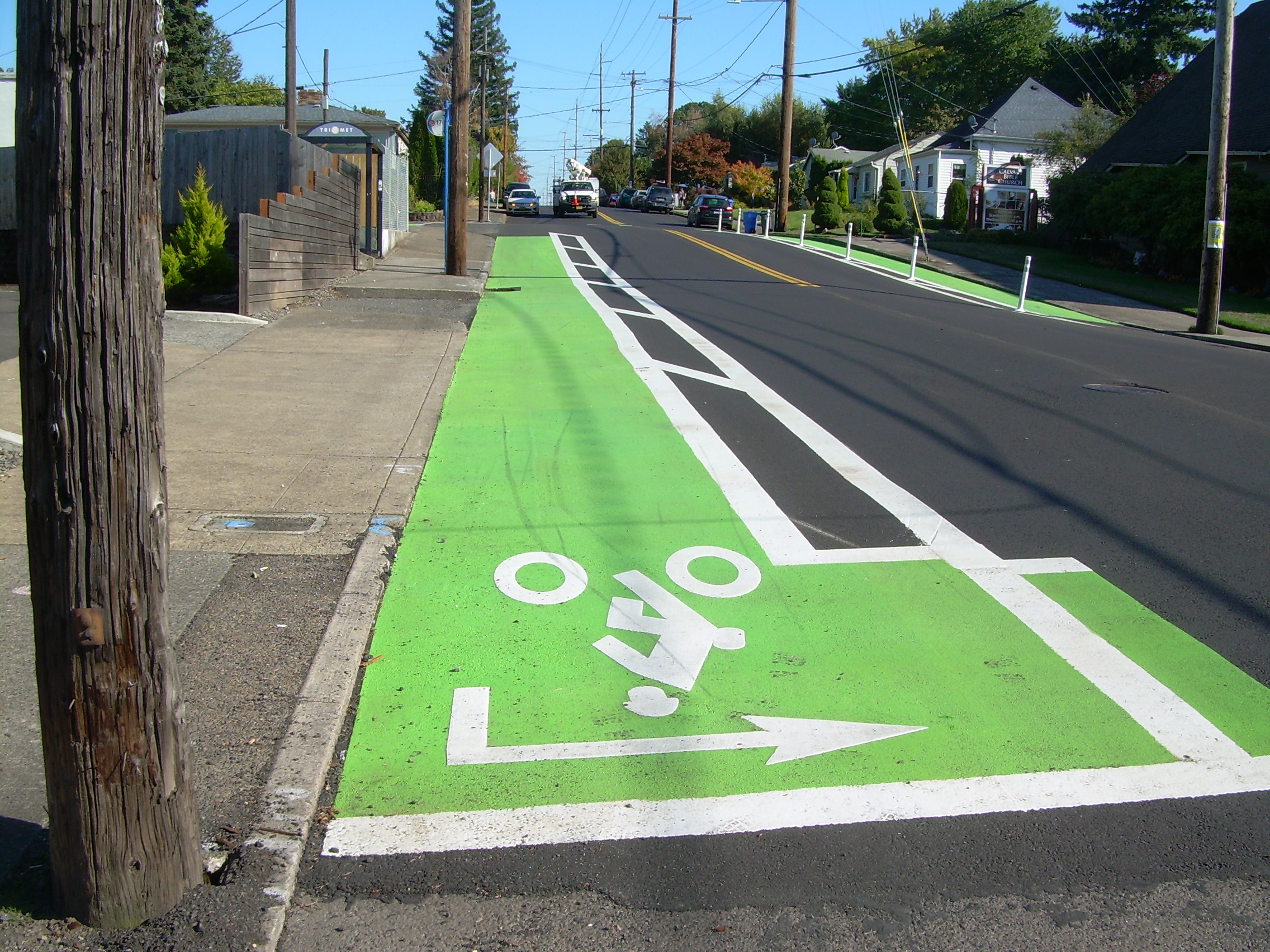 mutcd green bike lanes