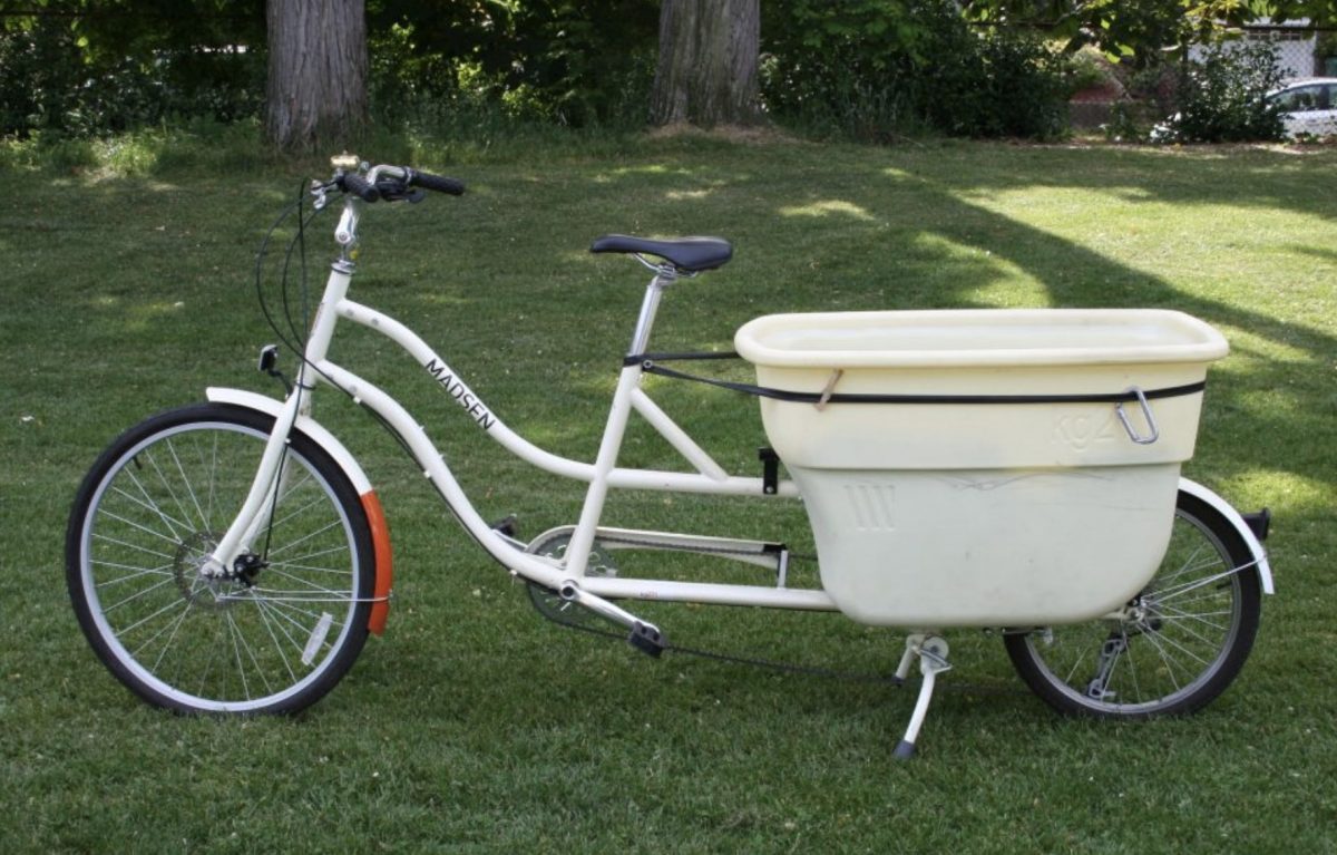 bike with bucket