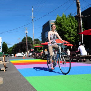 Carfree dining plaza on SE Ankeny