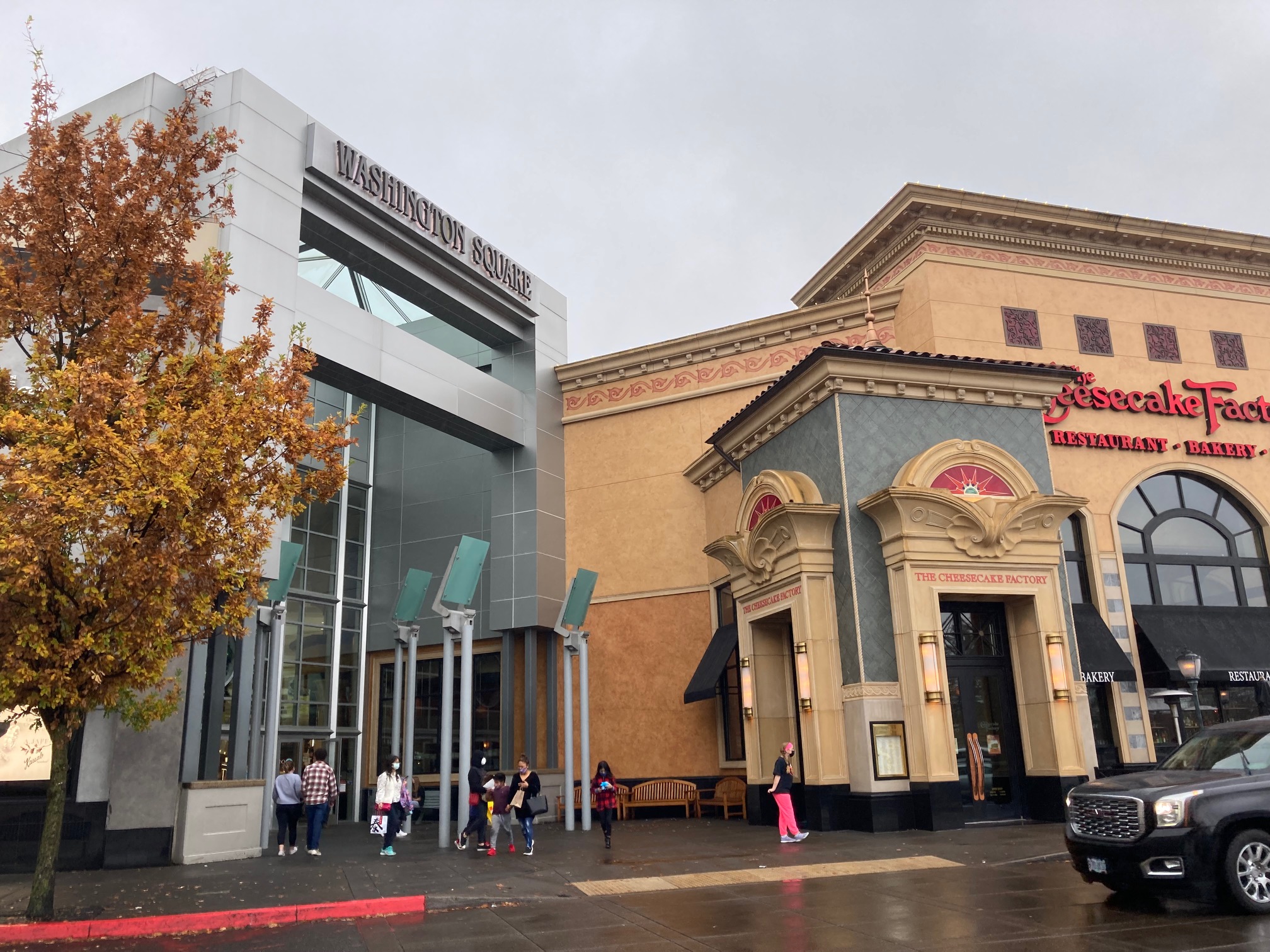 mall entrance – BikePortland