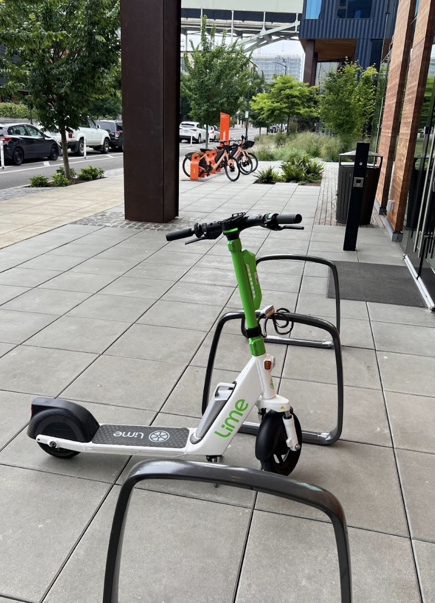 After 2 million rides, Lime upgrades e-scooter fleet with locking  mechanism, swappable batteries – BikePortland