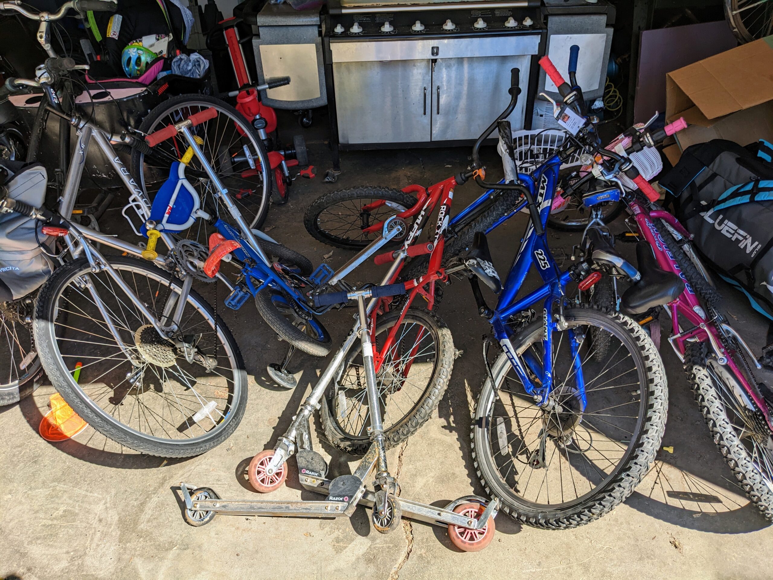 Anything wrong with hanging bike from a hook? : r/MTB