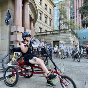 At City Hall rally, Portlanders say bikes are still the future