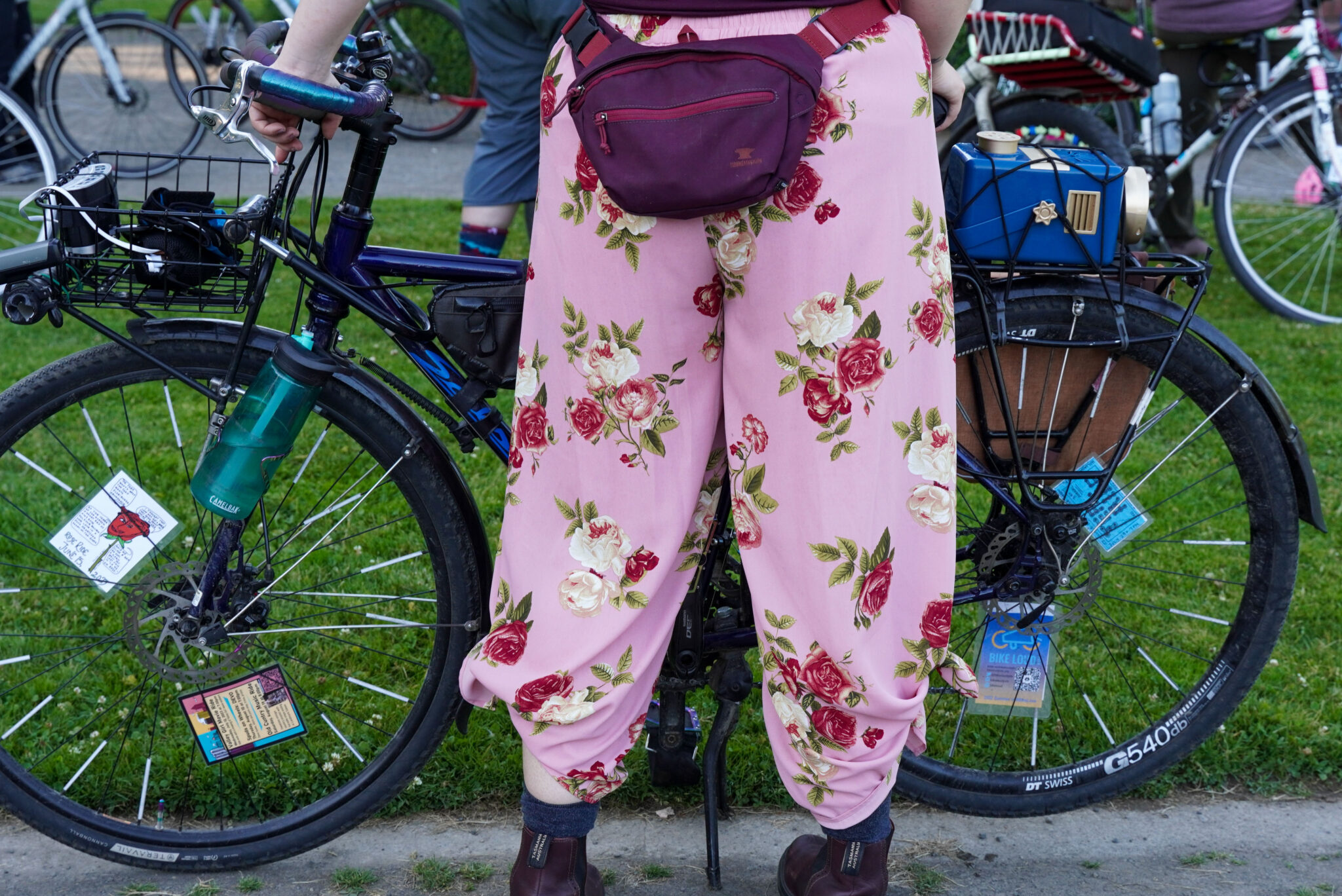 Pedalpalooza Photo Gallery: The Rose Ride – BikePortland
