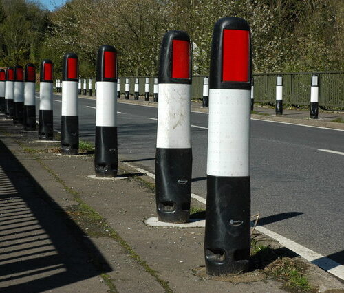 Road_bollards,_Cat's_Ash_-_geograph.org.uk_-_1253505.jpg