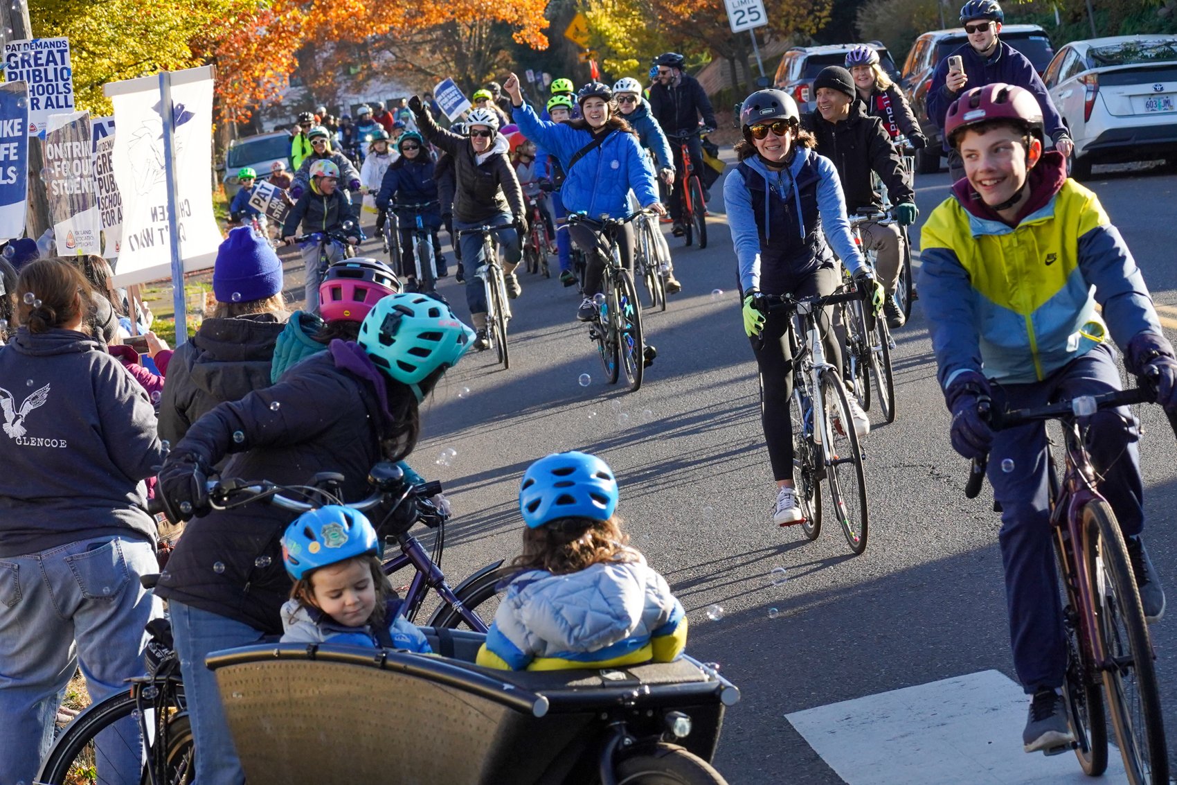 Fred meyer hotsell bikes youth