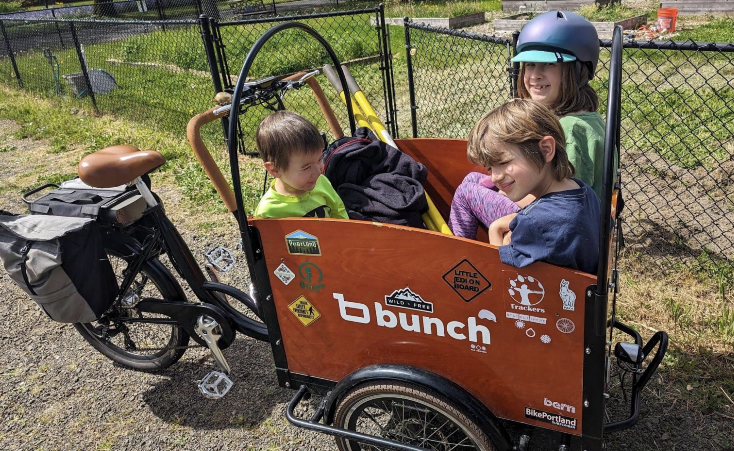 Shopping for a non-electric family bike: Which option would you pick? –  BikePortland