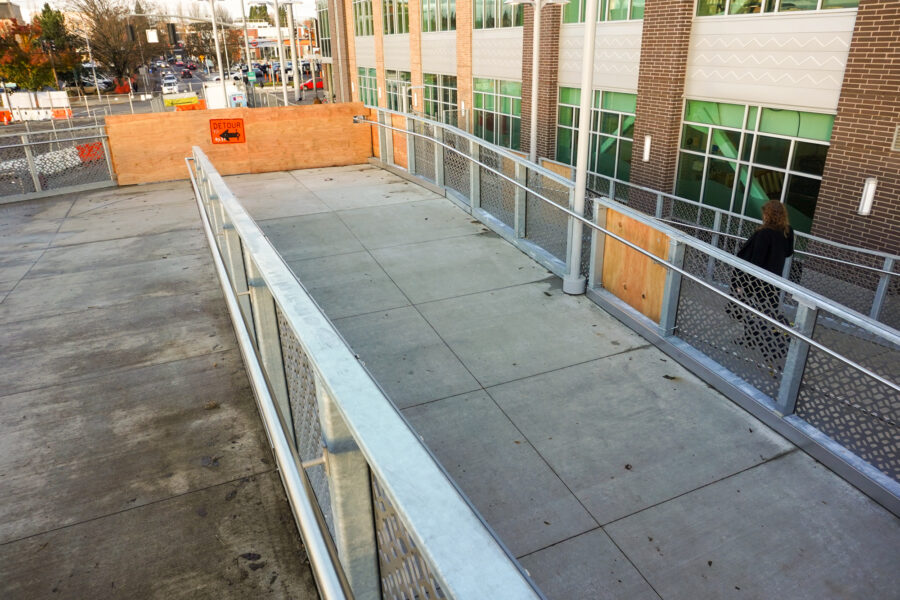 TriMet’s new bike ramp at Hollywood Transit Center is a huge upgrade ...