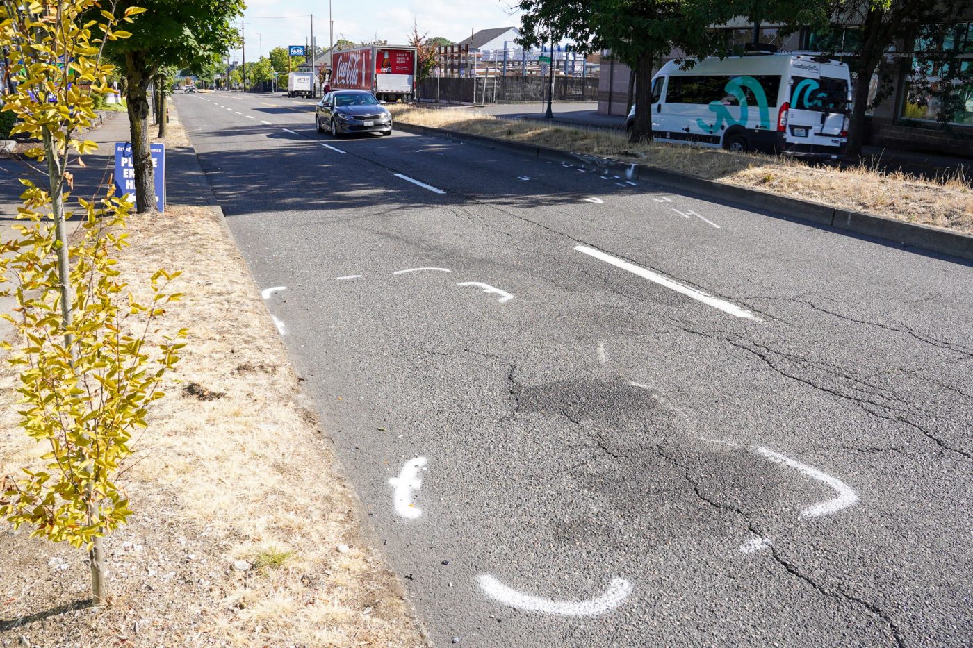 NE-Martin-Luther-King-Jr.-Deadly-Crash-Scene-1-1400x933 One dead and four hospitalized after driver loses control in northeast Portland – BikePortland