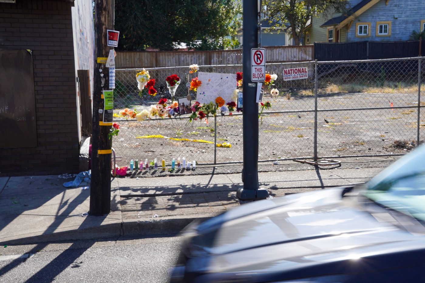 NE-Martin-Luther-King-Jr.-Deadly-Crash-Scene-7-1400x933 One dead and four hospitalized after driver loses control in northeast Portland – BikePortland